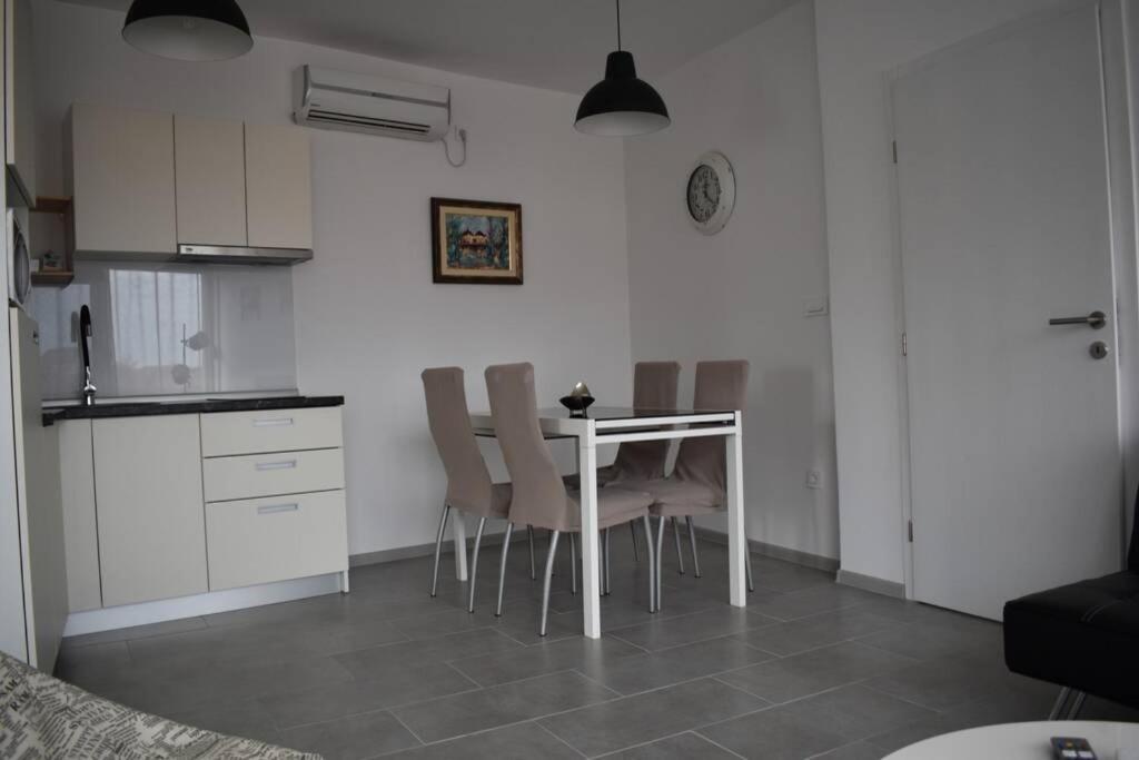 Walkow Apartment